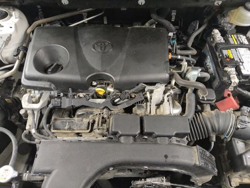 Used 2019 Toyota RAV4 XLE w/ Convenience Package image 30