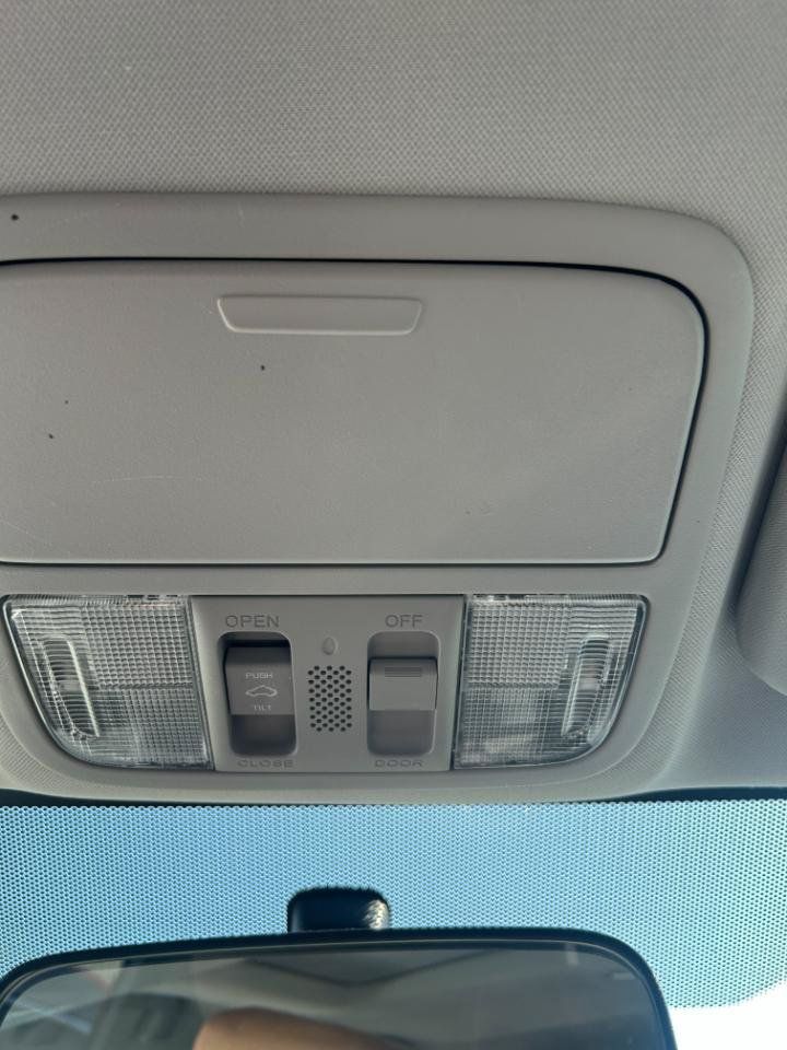 Used 2011 Honda CR-V EX-L image 24