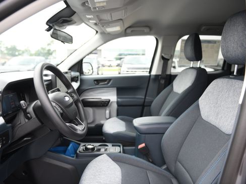 New 2026 Ford Maverick XLT FWD image 12