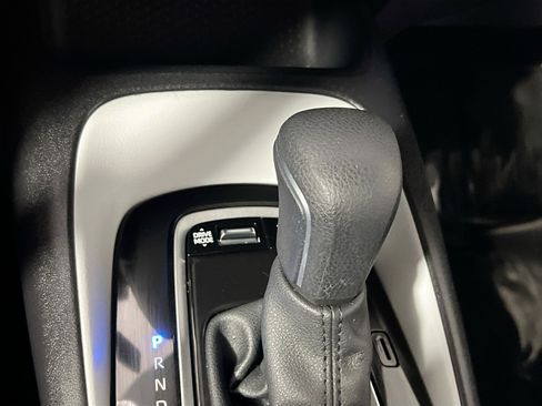 Used 2025 Toyota Corolla SE FWD image 24