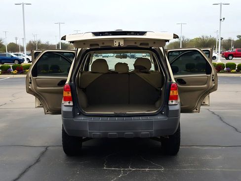 Used 2007 Ford Escape XLS image 7