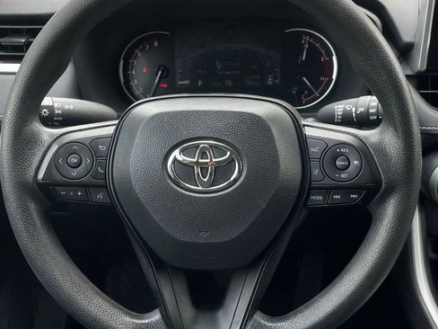 Used 2024 Toyota RAV4 XLE FWD image 13