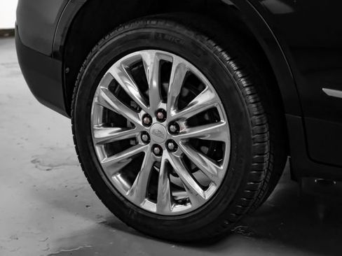 Used 2019 Cadillac XT5 Premium Luxury w/ Advanced Security Package FWD image 46
