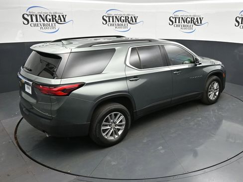 Used 2023 Chevrolet Traverse LT FWD image 15