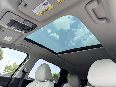New 2026 Hyundai Tucson Limited FWD image 26