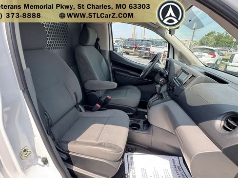 Used 2020 Nissan NV200 SV w/ Back Door Glass Package FWD image 18