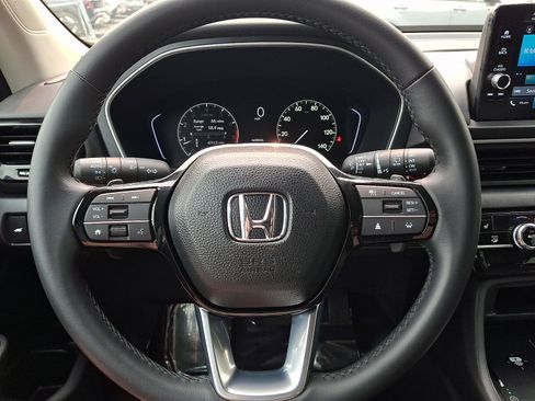 Certified 2025 Honda Pilot EX-L image 17