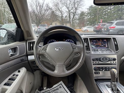 Used 2012 INFINITI G37 x w/ Premium Pkg image 21