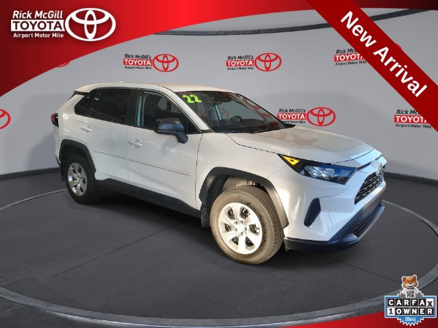 Used 2022 Toyota RAV4 LE AWD/4WD image 1