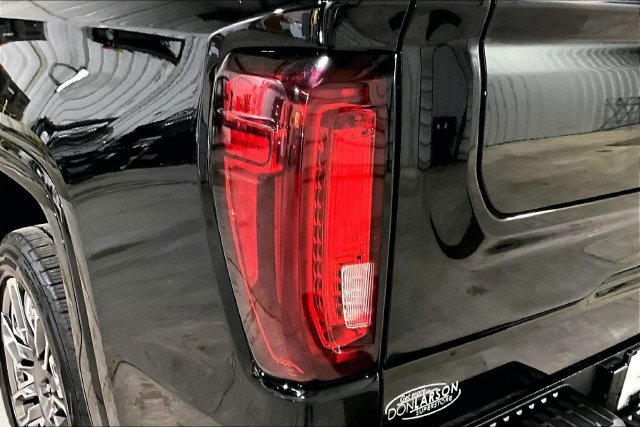 Certified 2025 GMC Sierra 1500 Denali Ultimate AWD/4WD image 10