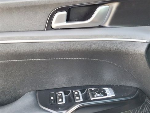 Used 2022 Kia K5 GT-Line image 27