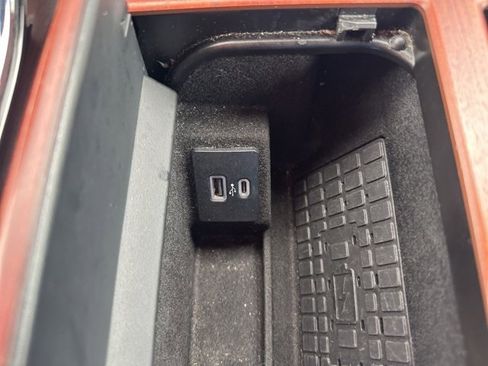 Used 2023 Lincoln Navigator Reserve image 23