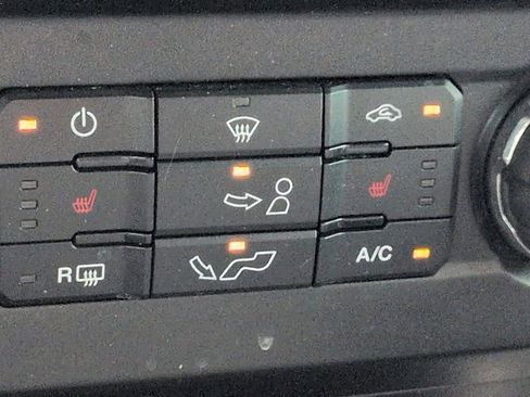 Used 2016 Ford F150 XLT w/ Equipment Group 302A Luxury RWD image 24