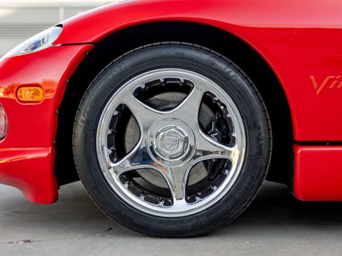 Used 1997 Dodge Viper GTS RWD image 30