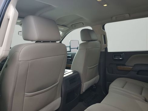 Used 2016 GMC Sierra 2500 SLT w/ Duramax Plus Package image 18