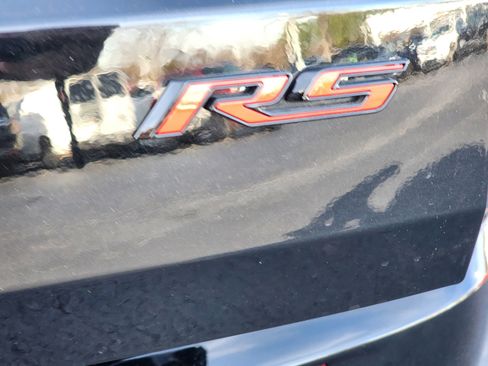 Used 2025 Chevrolet Traverse RS image 12