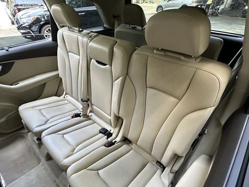 Used 2018 Audi Q7 3.0T Prestige image 37