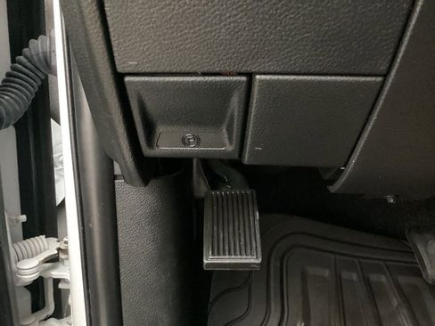 Used 2021 RAM 2500 Tradesman RWD image 49