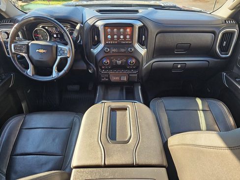 Used 2020 Chevrolet Silverado 2500 LTZ w/ LTZ Premium Package image 9