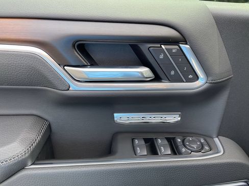 New 2026 GMC Sierra 1500 Denali AWD/4WD image 24