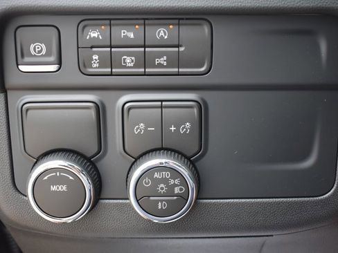 New 2026 Chevrolet Tahoe Premier image 31