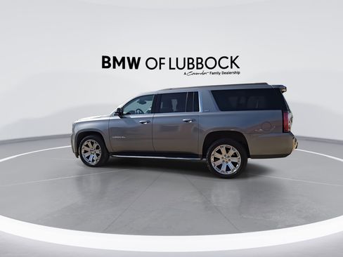 Used 2019 GMC Yukon XL SLT image 6