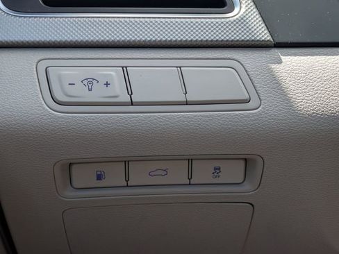 Used 2015 Hyundai Sonata SE FWD image 14