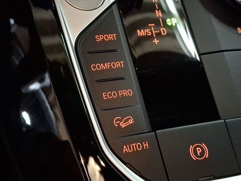 Used 2024 BMW X3 M40i w/ Premium Package image 23