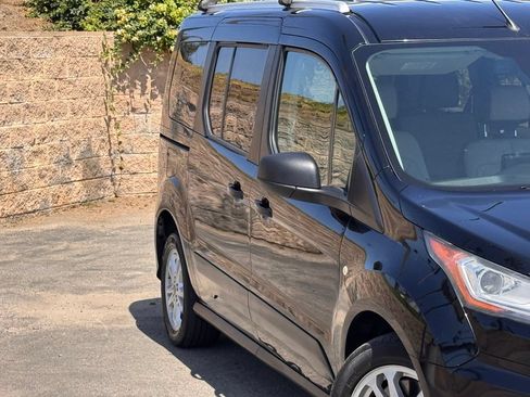 Used 2019 Ford Transit Connect XLT FWD image 5