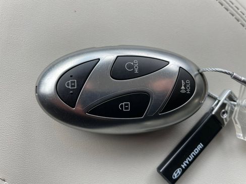 Used 2025 Hyundai Santa Fe SEL image 27