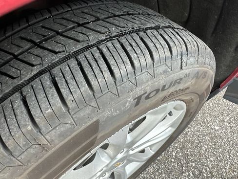 Used 2019 Chevrolet Equinox LT AWD/4WD image 53
