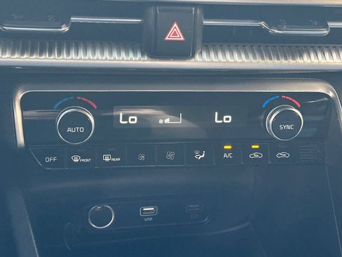 Used 2022 Kia K5 GT-Line FWD image 21