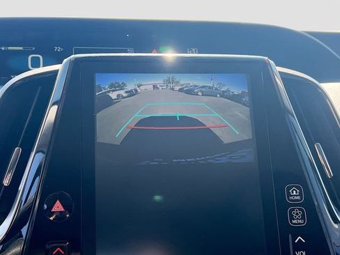 Used 2021 Toyota Prius Prime XLE image 14