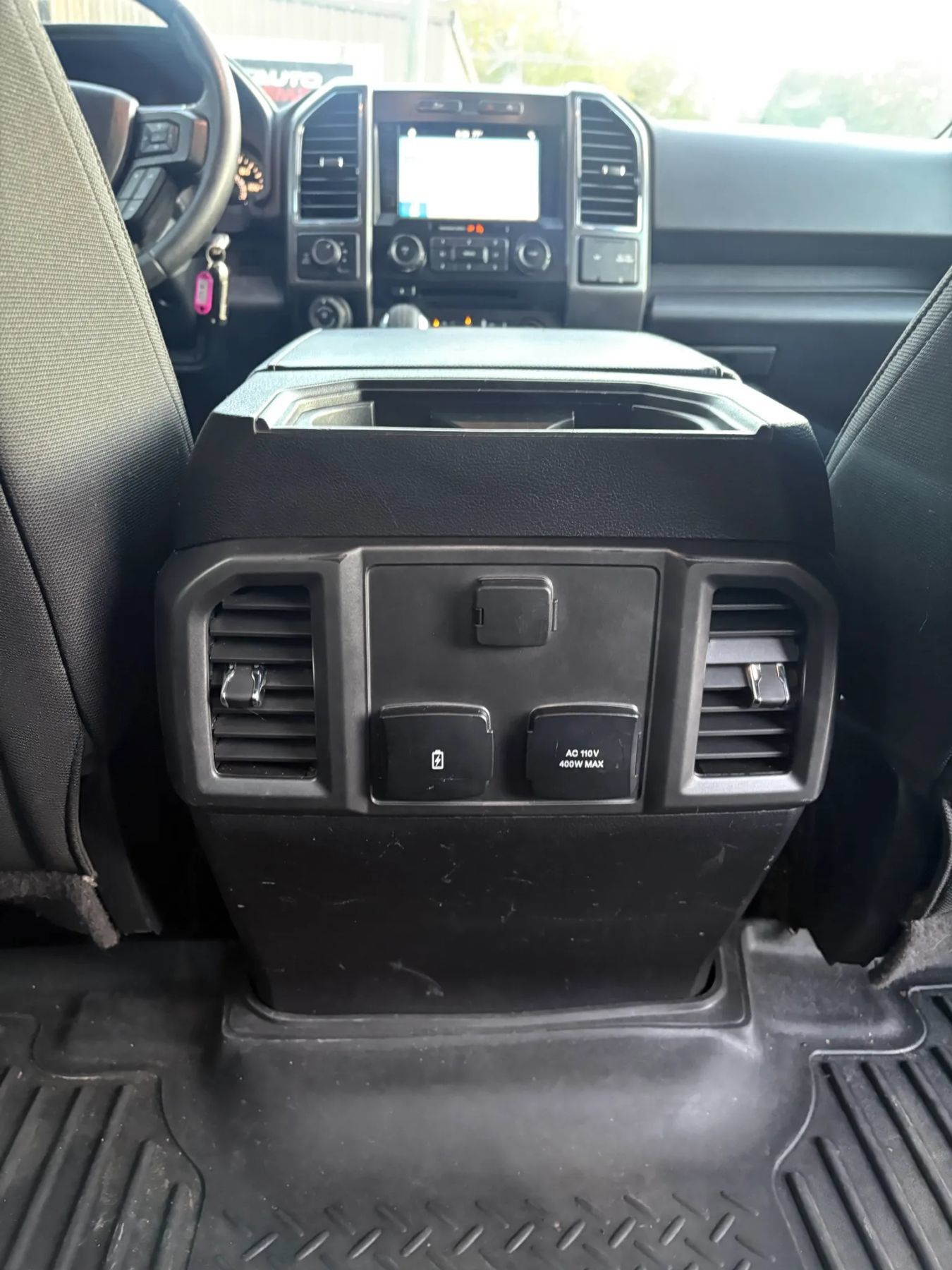 Used 2017 Ford F150 XLT w/ Equipment Group 302A Luxury AWD/4WD image 32