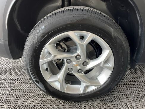 Used 2024 Chevrolet Trax LS w/ LS Convenience Package FWD image 23