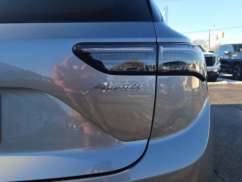 New 2026 Buick Envision Avenir image 9