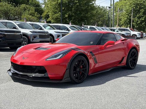 Used 2019 Chevrolet Corvette Grand Sport RWD image 2