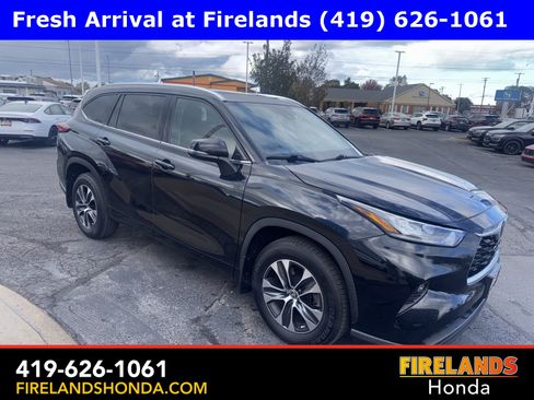 Used 2020 Toyota Highlander XLE image 6