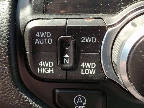 Used 2023 RAM 1500 Big Horn AWD/4WD image 23