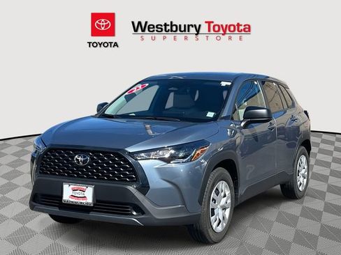 Used 2023 Toyota Corolla Cross L image 5