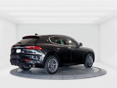 Used 2024 Maserati Grecale GT image 5