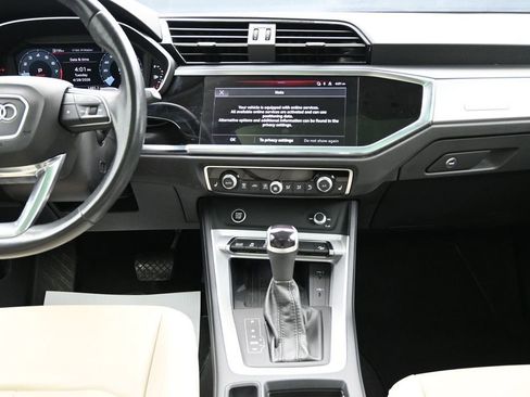 Used 2024 Audi Q3 2.0T Premium AWD/4WD image 19