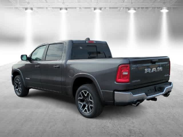 Used 2025 RAM 1500 Laramie AWD/4WD image 6