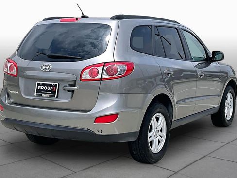 Used 2012 Hyundai Santa Fe GLS FWD image 12