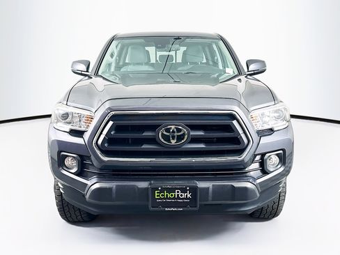 Used 2020 Toyota Tacoma SR5 image 2