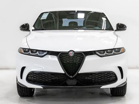 Used 2025 Alfa Romeo Tonale AWD/4WD image 5