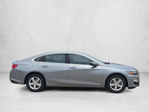 Used 2024 Chevrolet Malibu LT FWD image 4