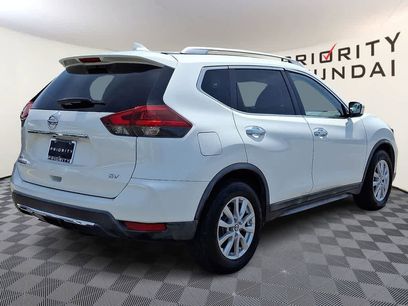 Used 2018 Nissan Rogue SV