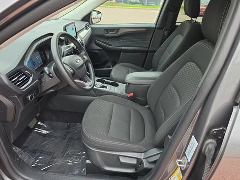 Used 2025 Ford Escape Active AWD/4WD image 9