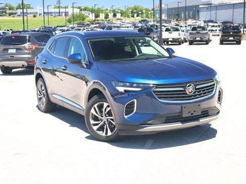 Used 2023 Buick Envision Essence FWD image 2